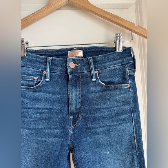 MOTHER Looker Ankle Fray Jeans Size 25 - Picture 2 of 13